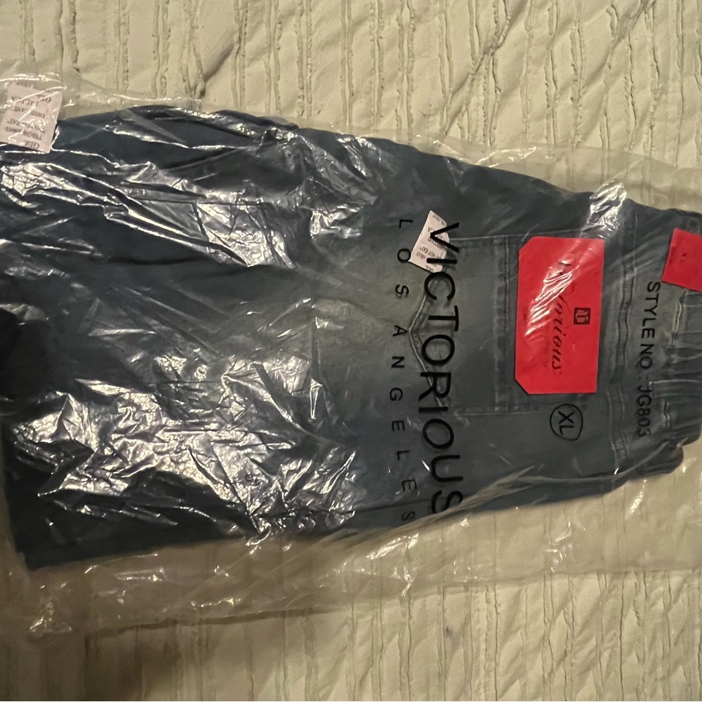 Victorious Joggers - XL